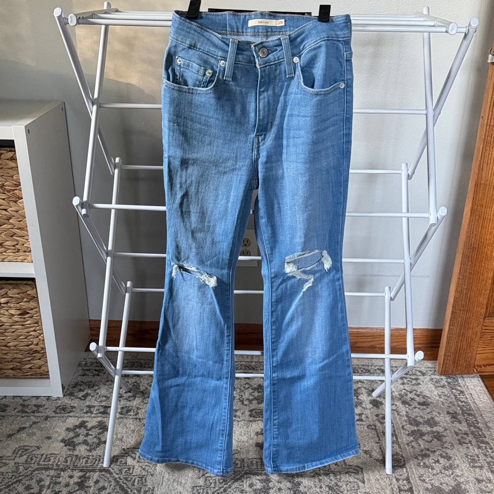 Levi’s Flare Jeans